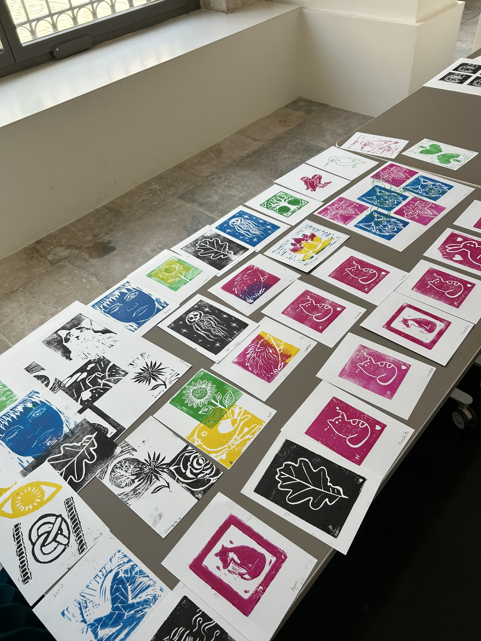 ensemble de linogravure